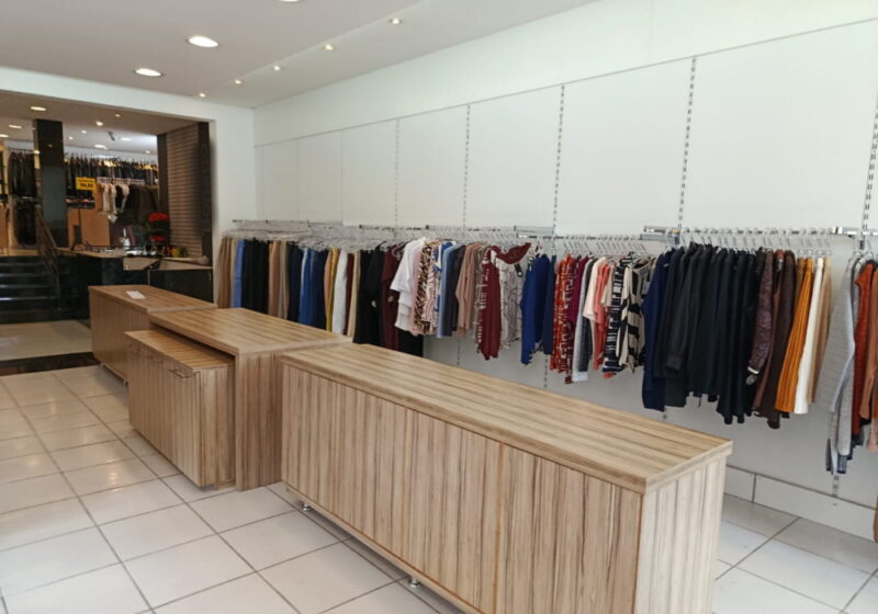 REF. 3941 - Loja de confecção