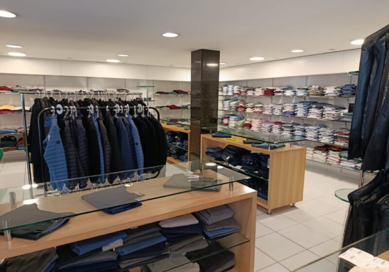 REF. 3941 - Loja de confecção