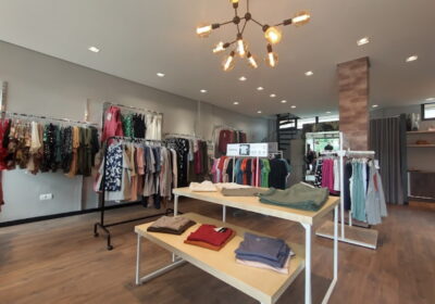 REF. 3861 - Loja de confecção licenciada