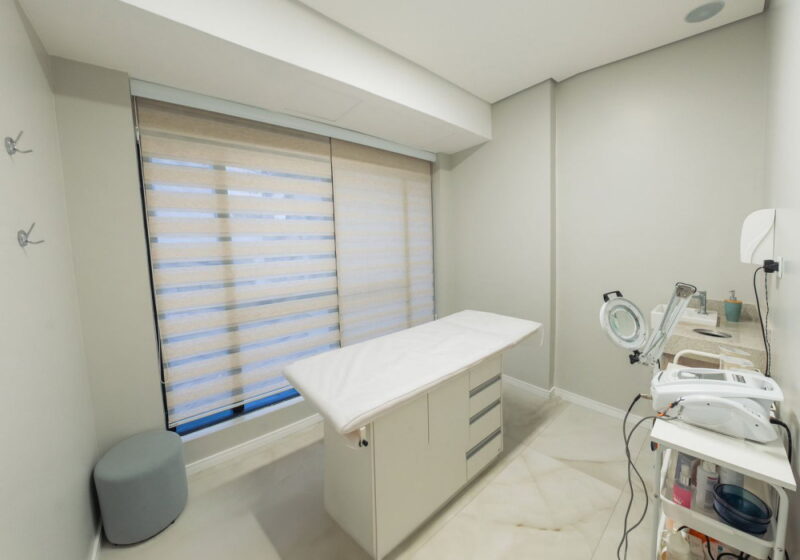 REF. 3811 - Clinica de estética