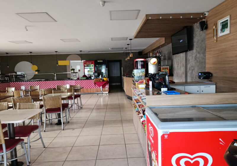 REF. 3967 - Restaurante e barzinho