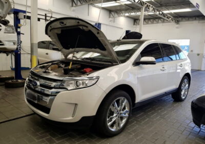 REF. 3923 - Auto center