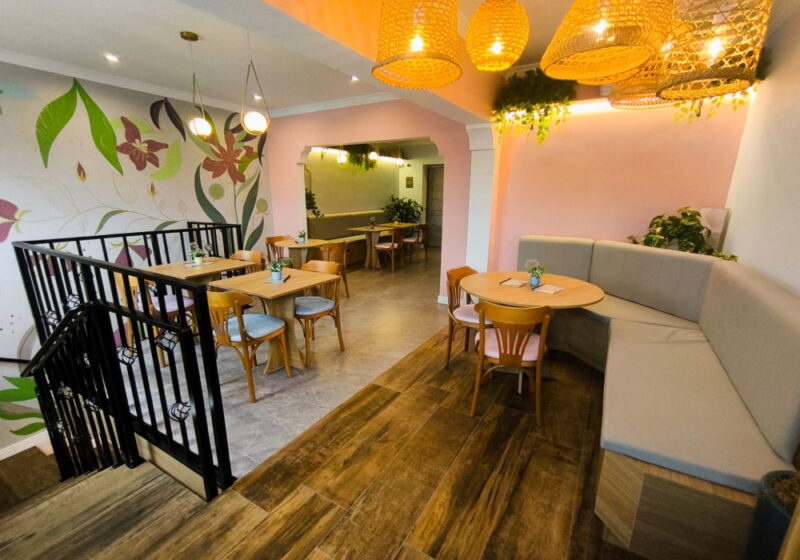 REF. 3924 - Confeitaria cafe e lanches