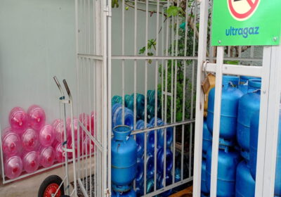 REF. 3897 - Distribuidora de gás e água