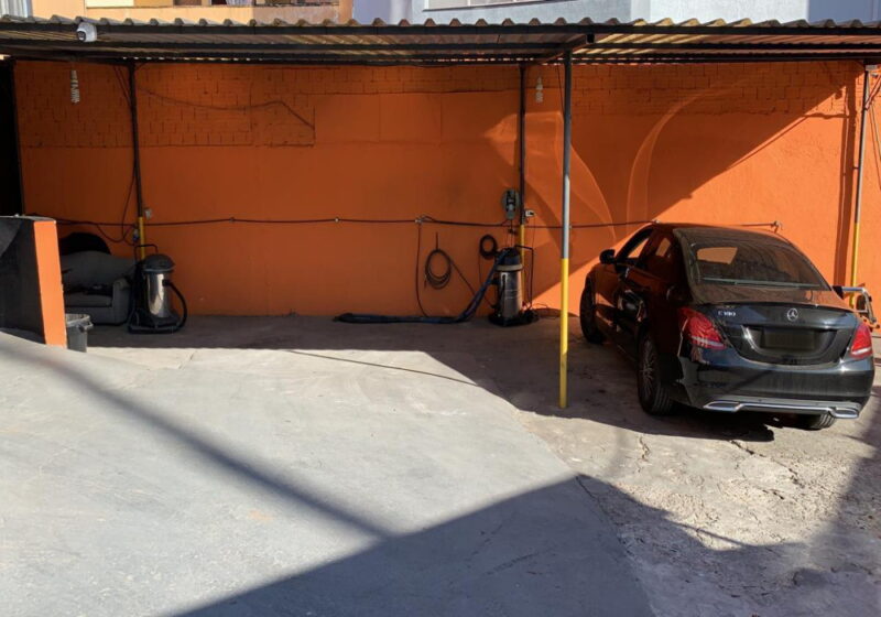 REF. 3945 - Estacionamento e Lava Car