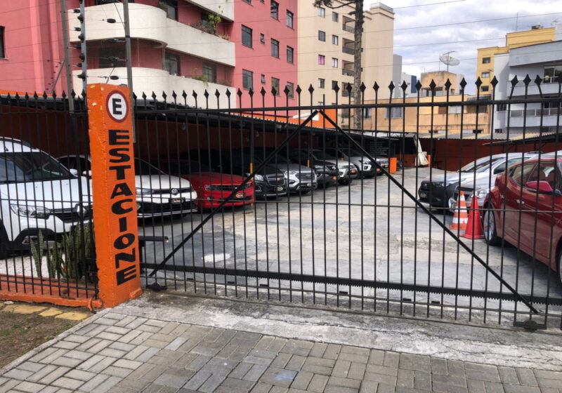 REF. 3945 - Estacionamento e Lava Car