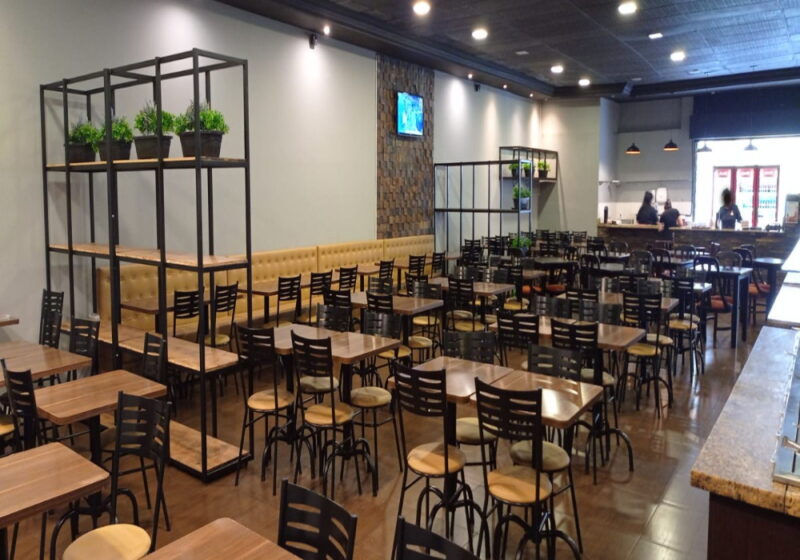 REF. 3856 - Restaurante Buffet Central