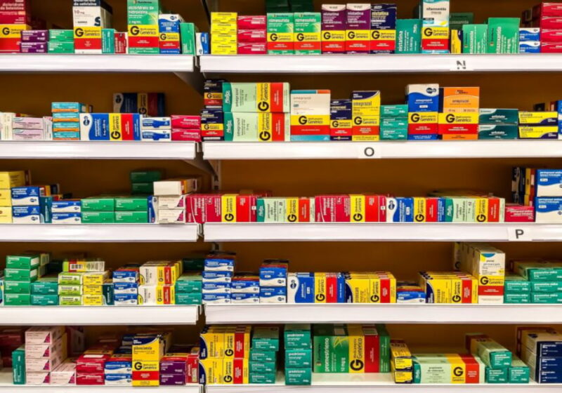 REF. 3870 - Farmácia de Rede Cooperativa