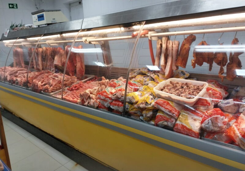 REF. 3831 - Supermercado