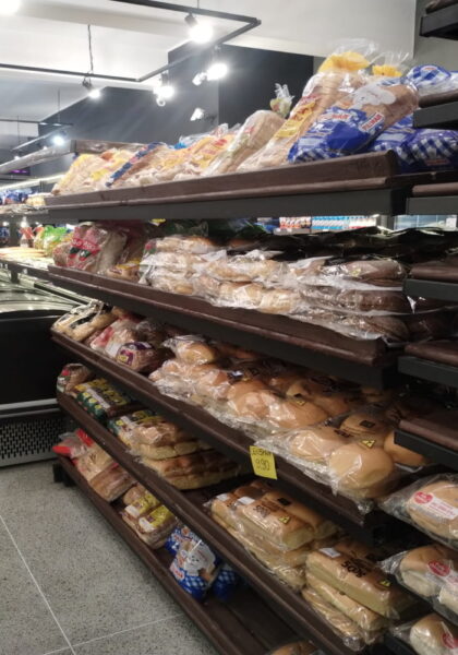 REF. 3966 - Mini Mercado à venda em Curitiba