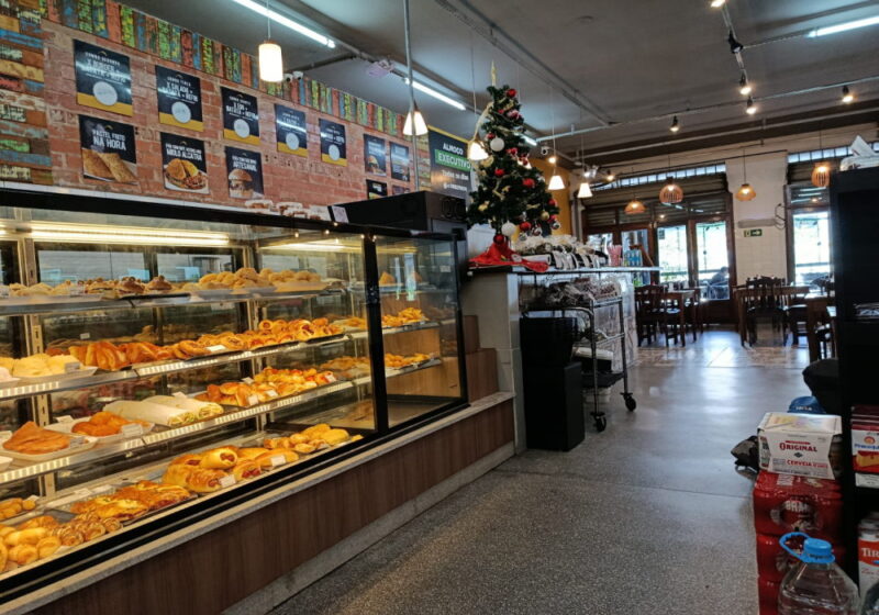 REF. 3960 - Panificadora e confeitaria