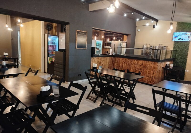 REF. 3947 - Hamburgueria e Shawarma