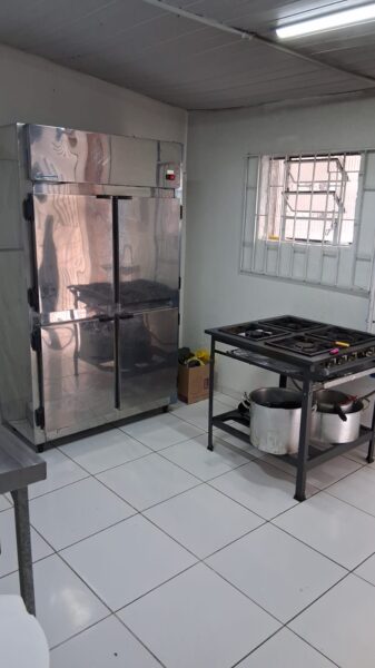 REF 1592 - Pizzaria em São José dos Pinhais