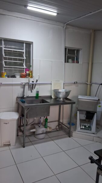 REF 1592 - Pizzaria em São José dos Pinhais
